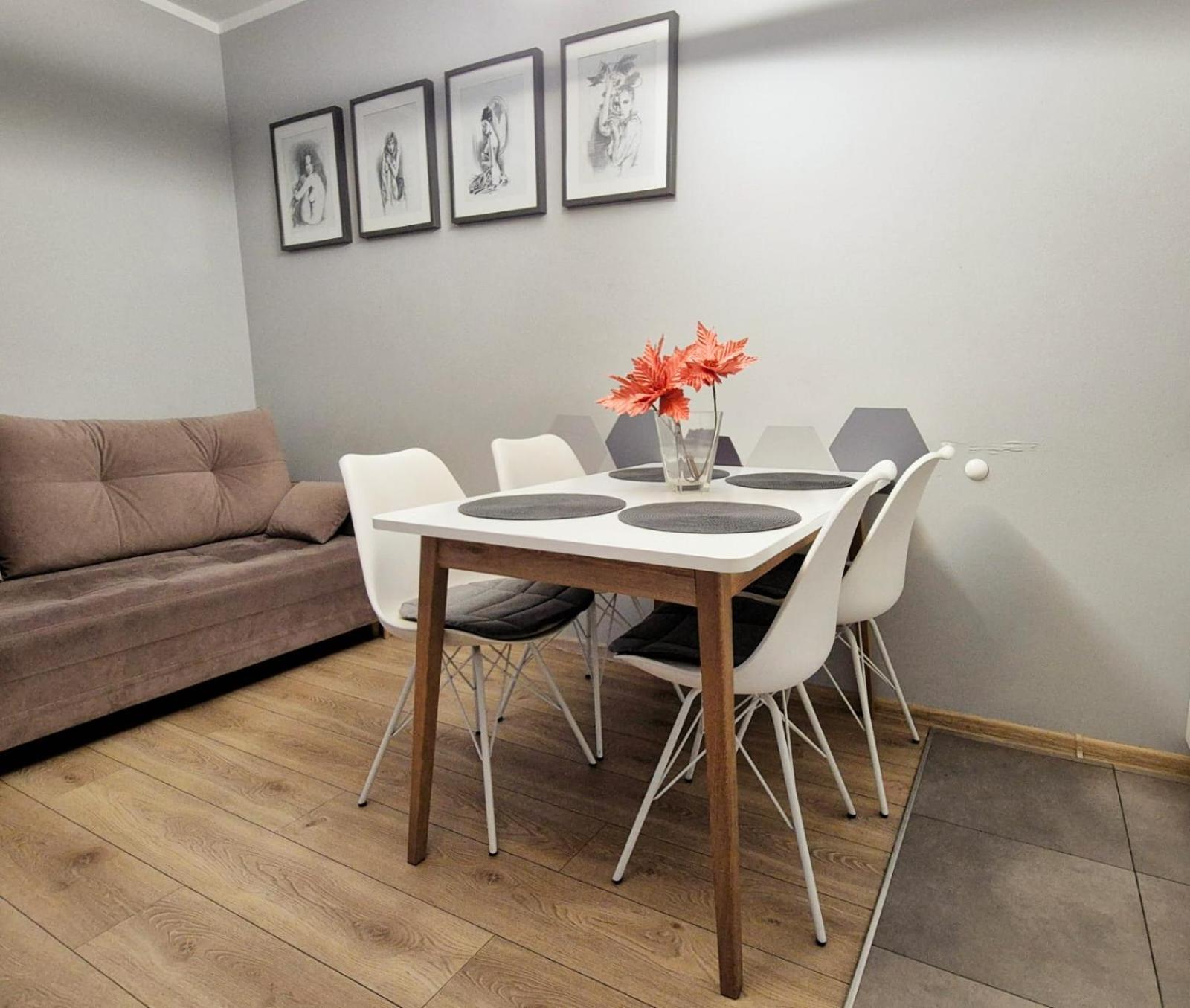 Tk Apartments Dabrowskiego Wroclaw Luaran gambar