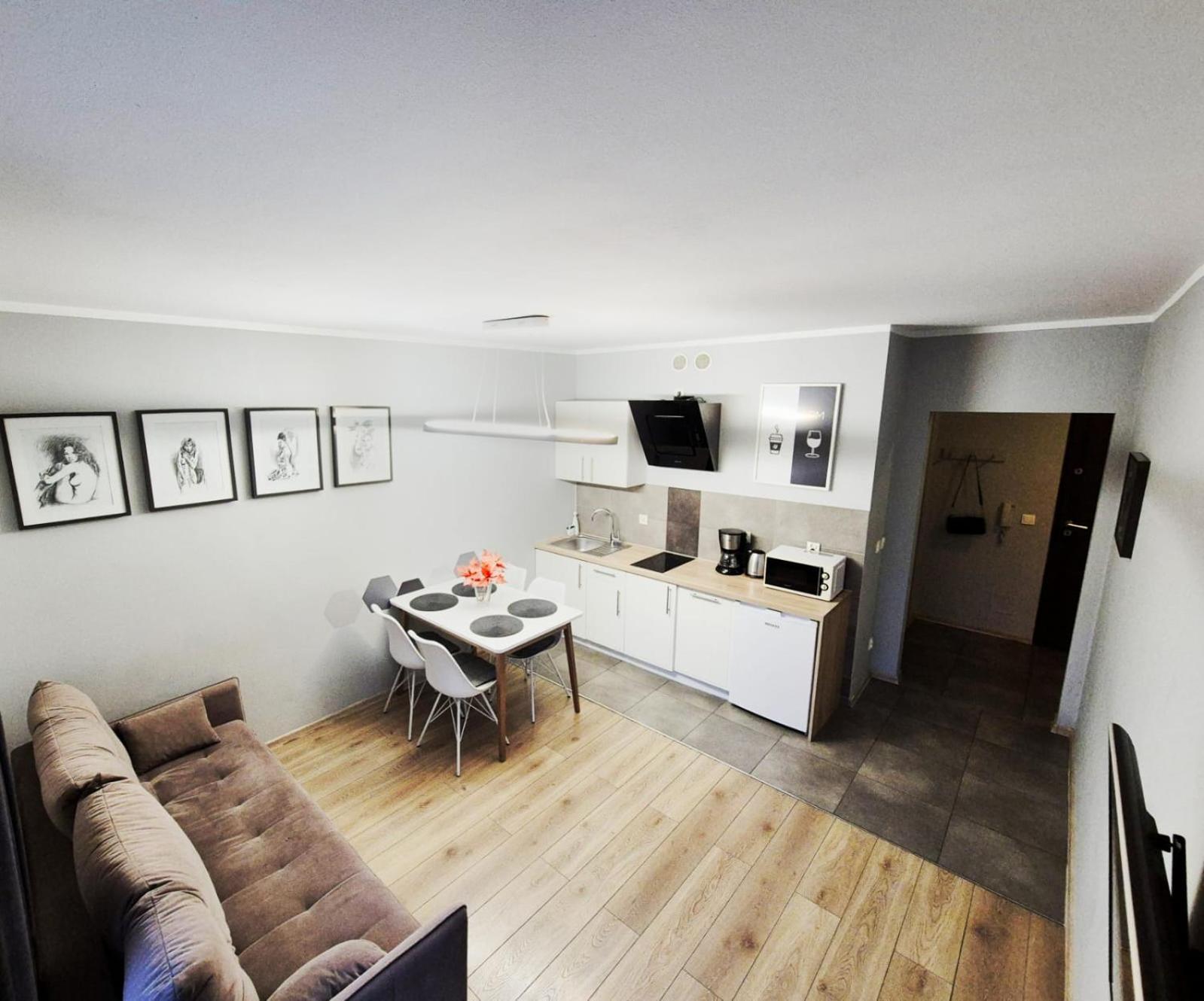Tk Apartments Dabrowskiego Wroclaw Luaran gambar